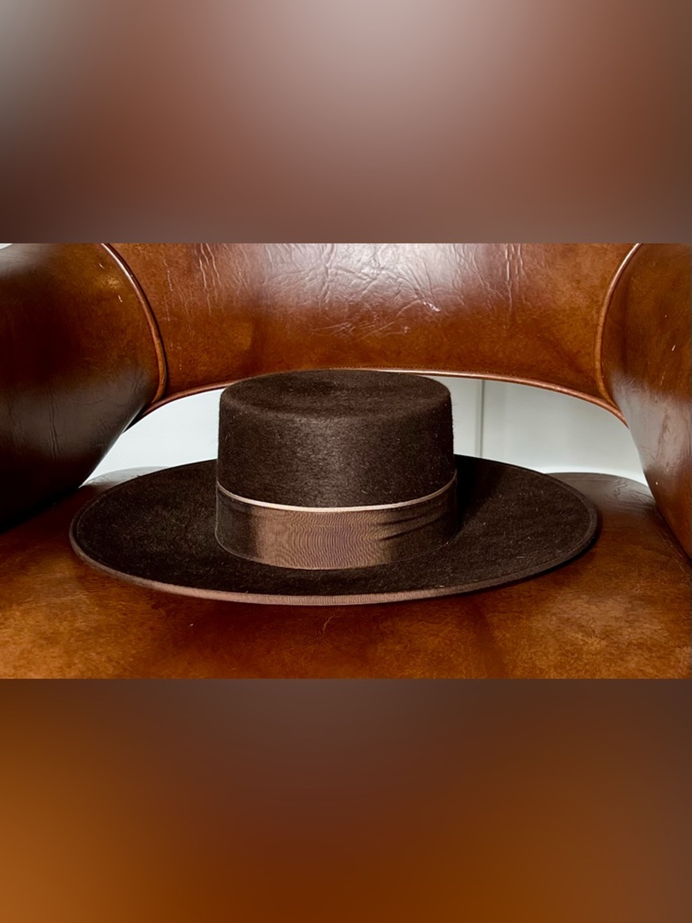 Women’s Wide Brim Felt Boater Hat in Dark Brown